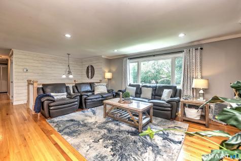 14 Longview Lane Wallingford CT 06492