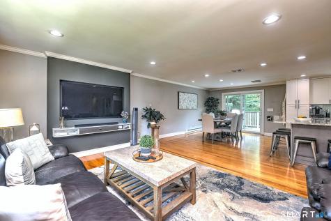 14 Longview Lane Wallingford CT 06492