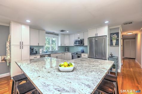 14 Longview Lane Wallingford CT 06492