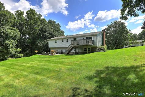 14 Longview Lane Wallingford CT 06492