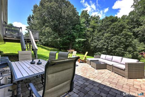 14 Longview Lane Wallingford CT 06492