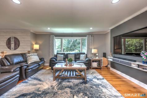 14 Longview Lane Wallingford CT 06492