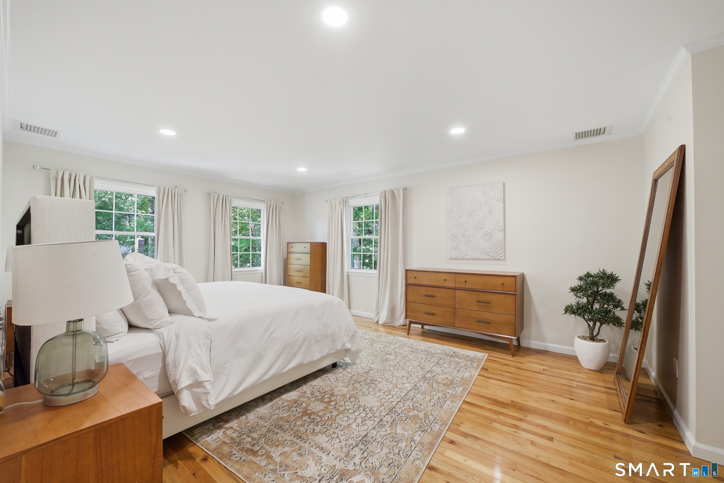 53 Country Club Road Darien CT 06820