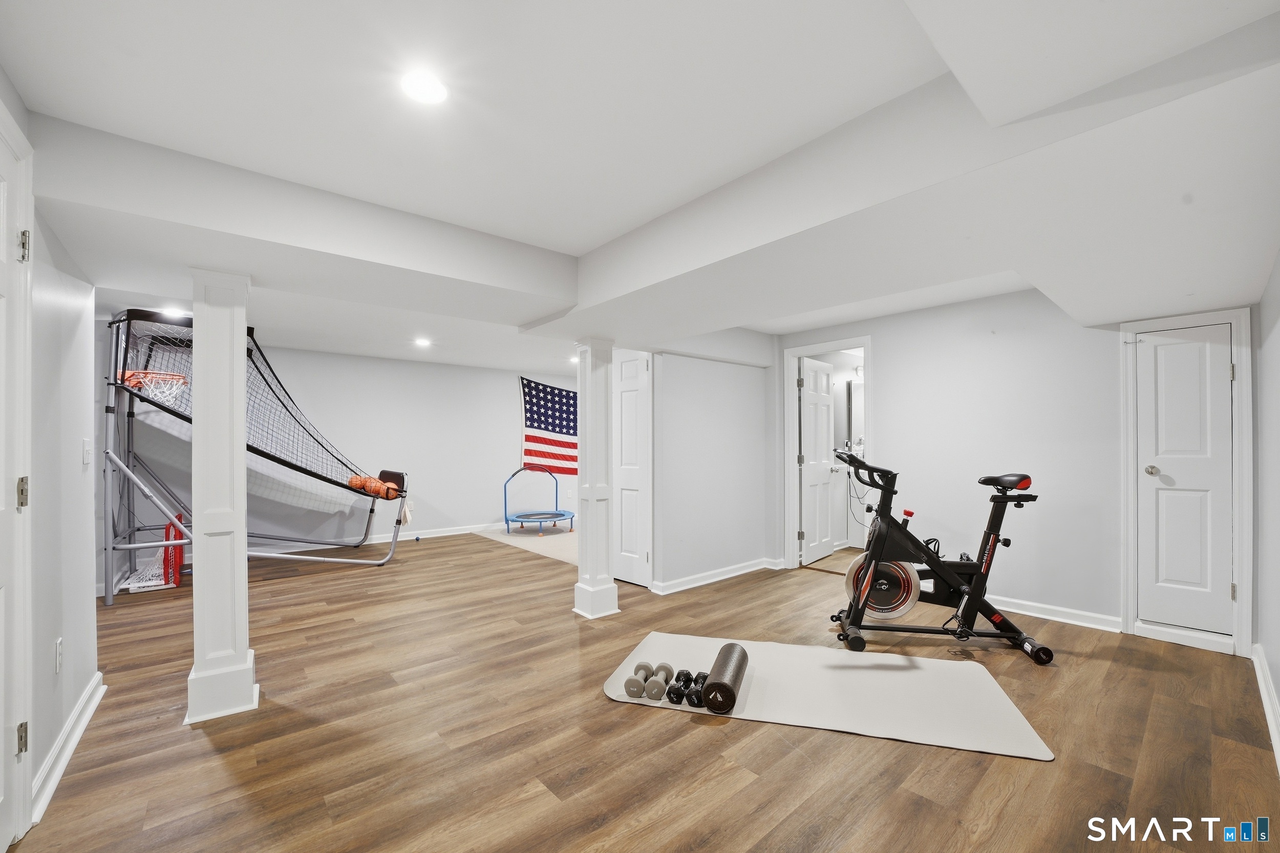 53 Country Club Road Darien CT 06820