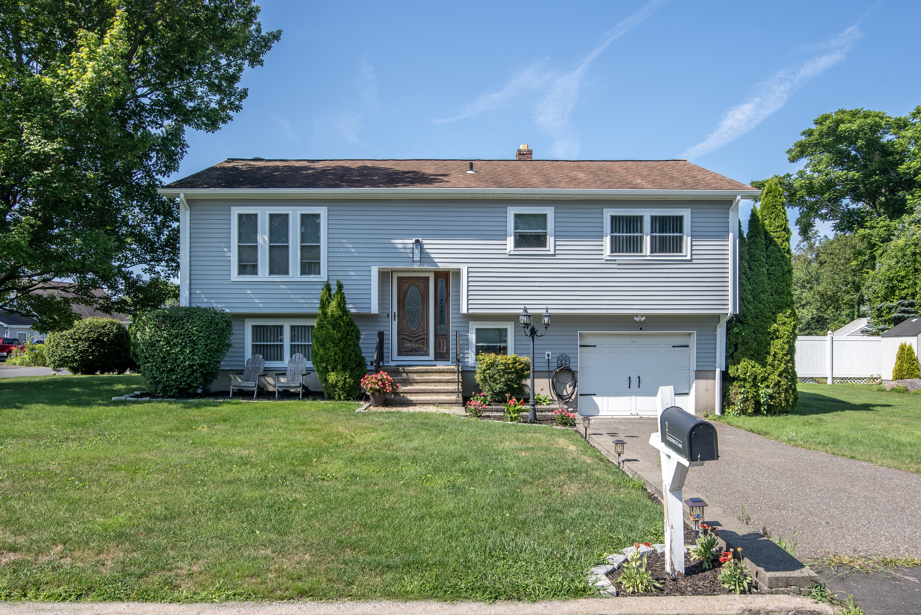 2 Goldfinch Lane Naugatuck CT 06770
