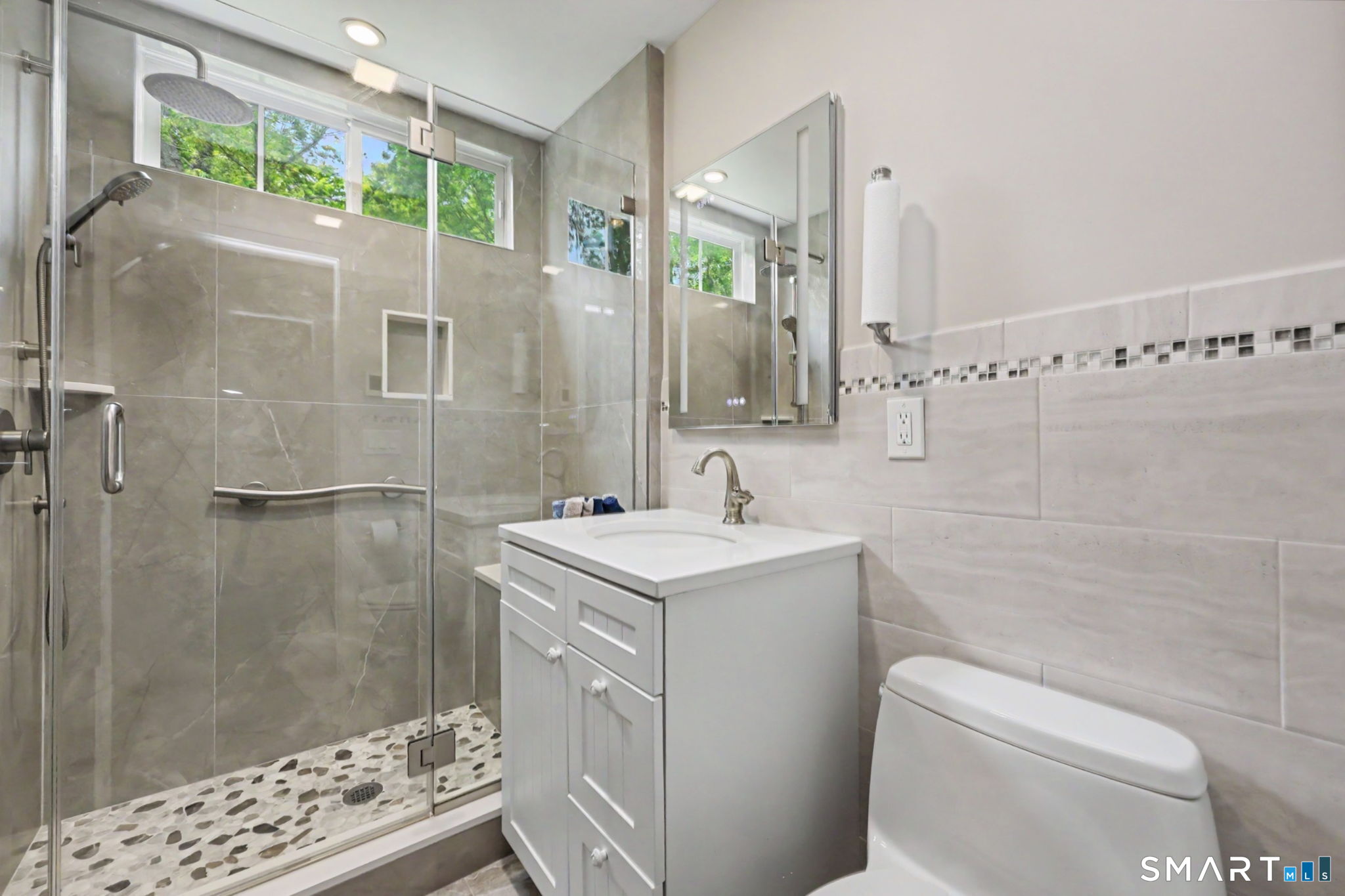 1-A Satterlee Road New Fairfield CT 06812