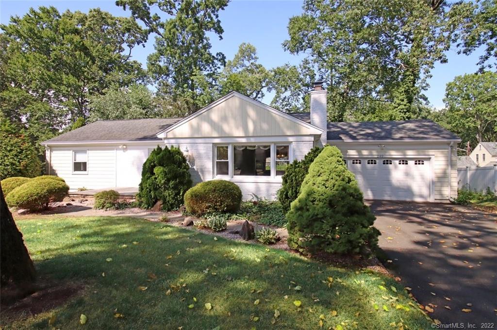 240 Bayard Avenue North Haven CT 06473