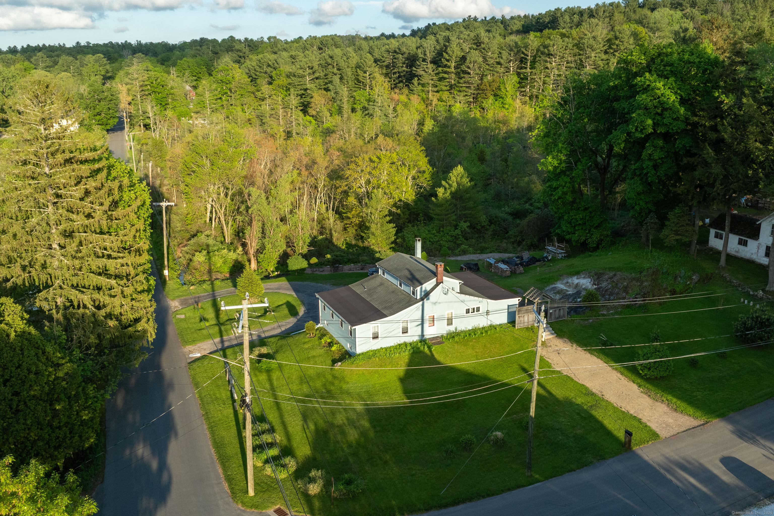 2 Perry Street Salisbury CT 06039