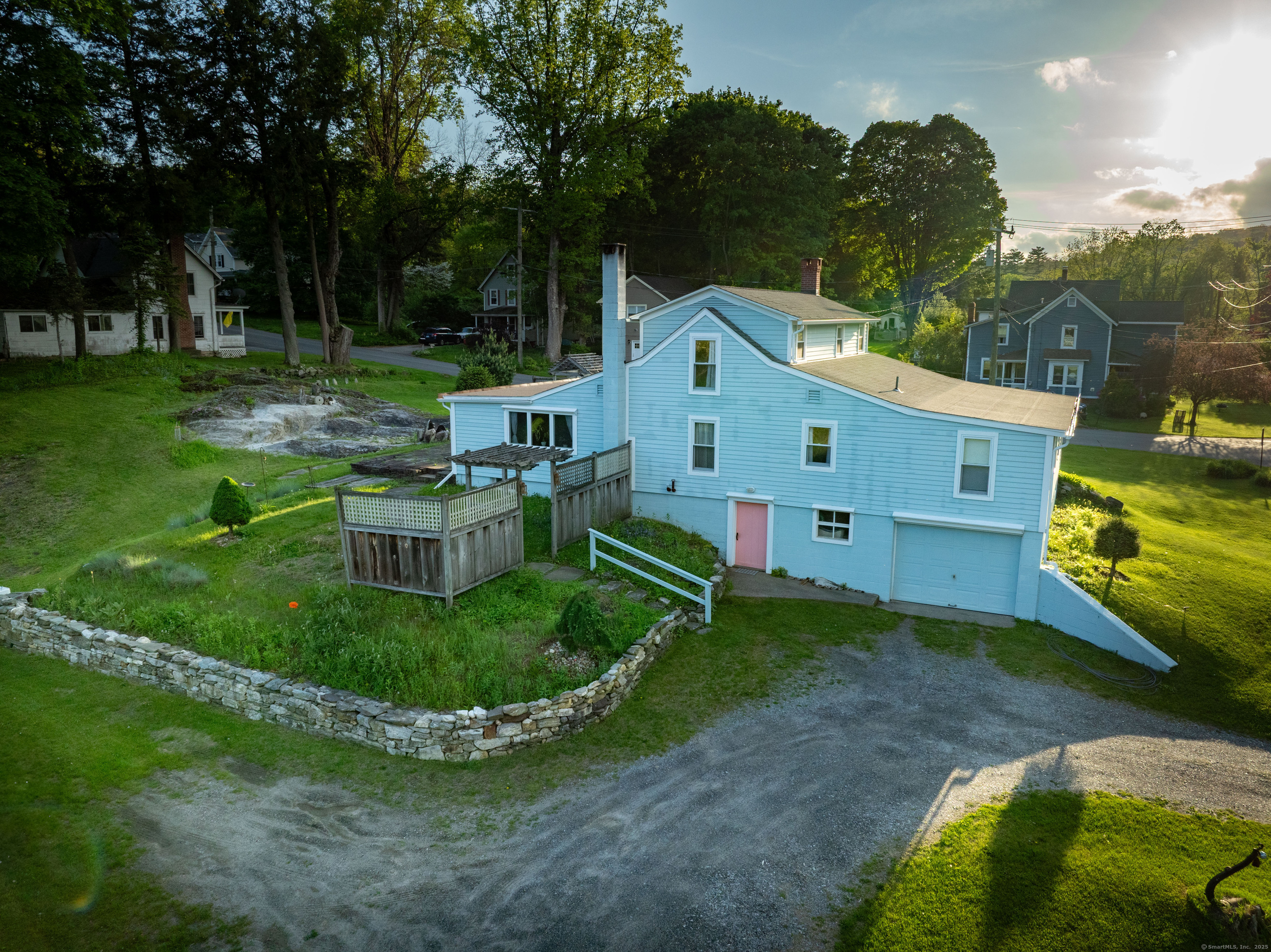 2 Perry Street Salisbury CT 06039