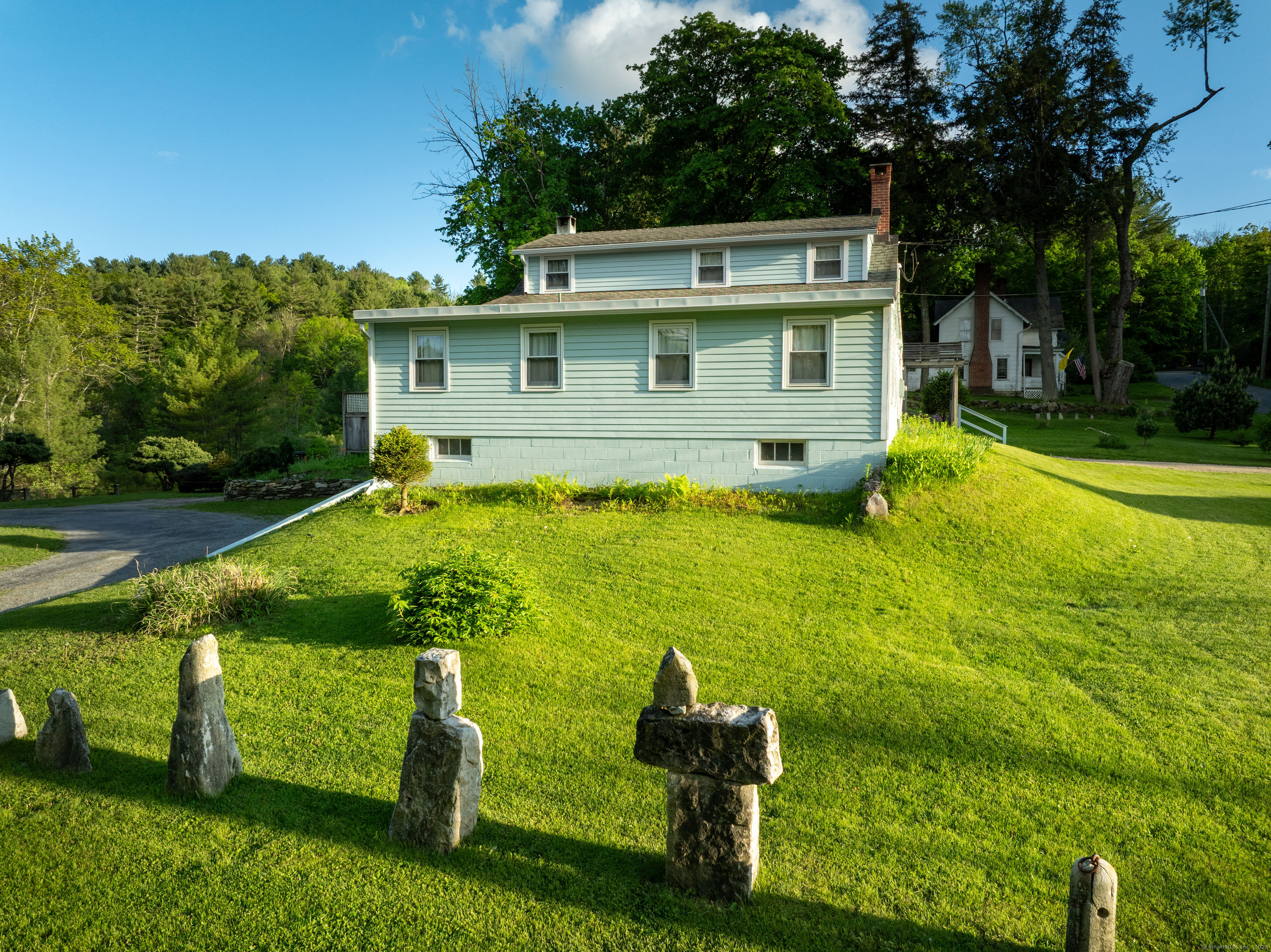 2 Perry Street Salisbury CT 06039
