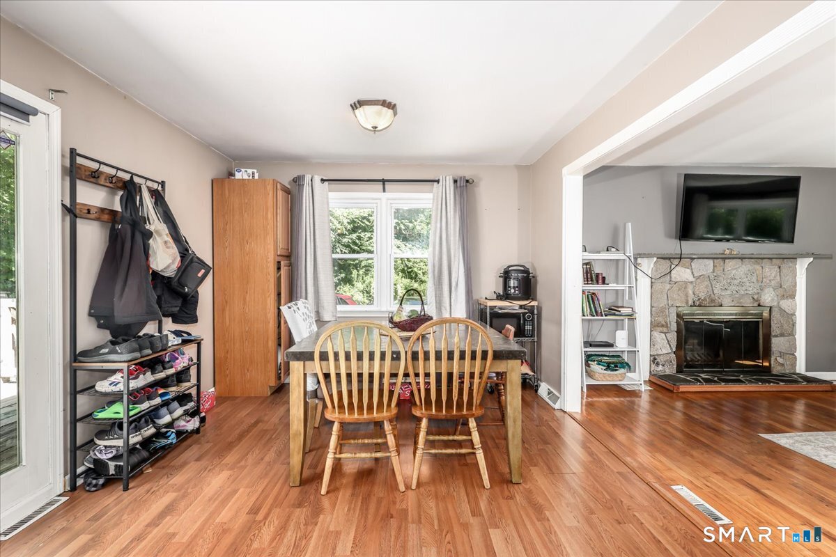 186 Flood Bridge Road Southbury CT 06488