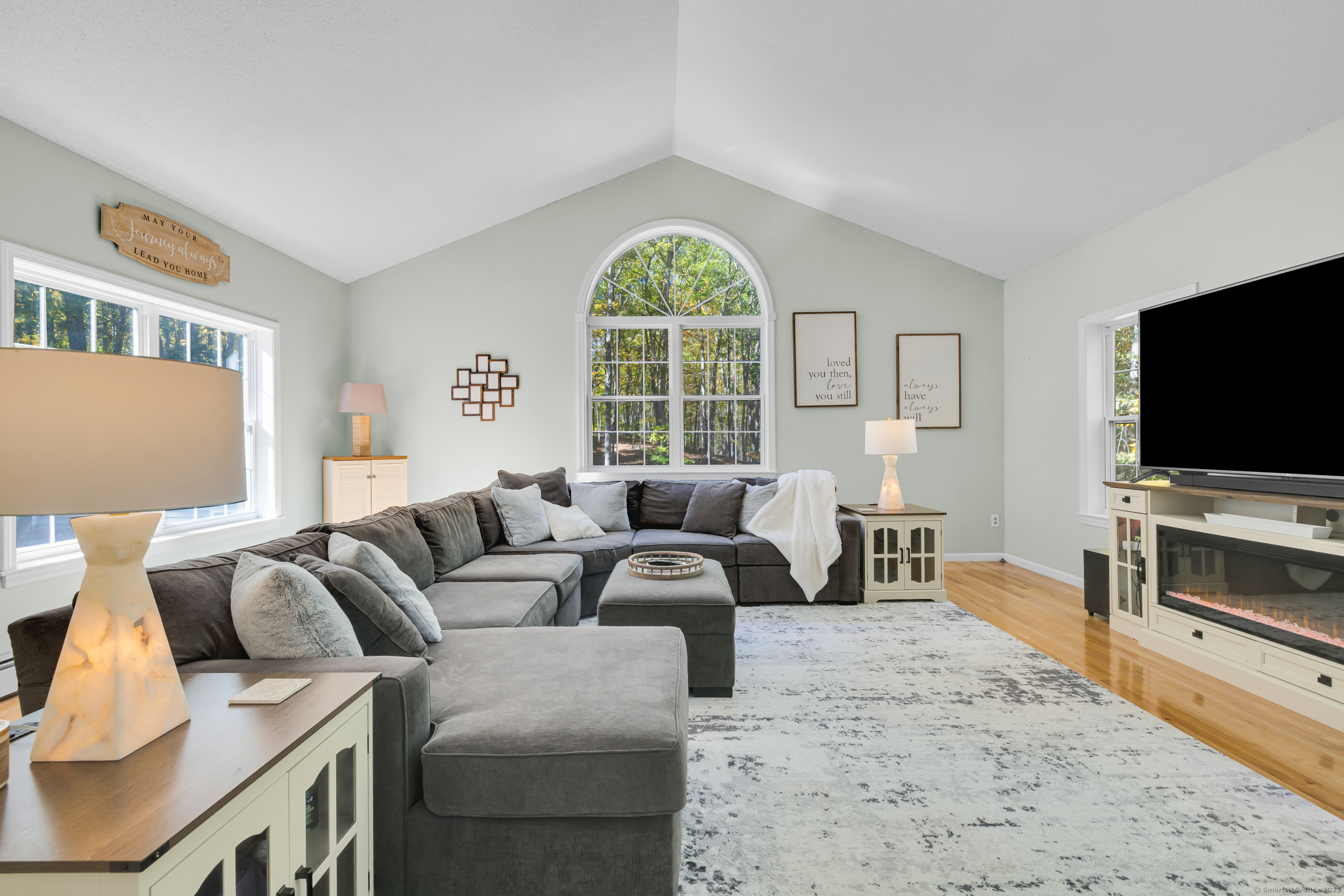 19 Thomas Drive Tolland CT 06084