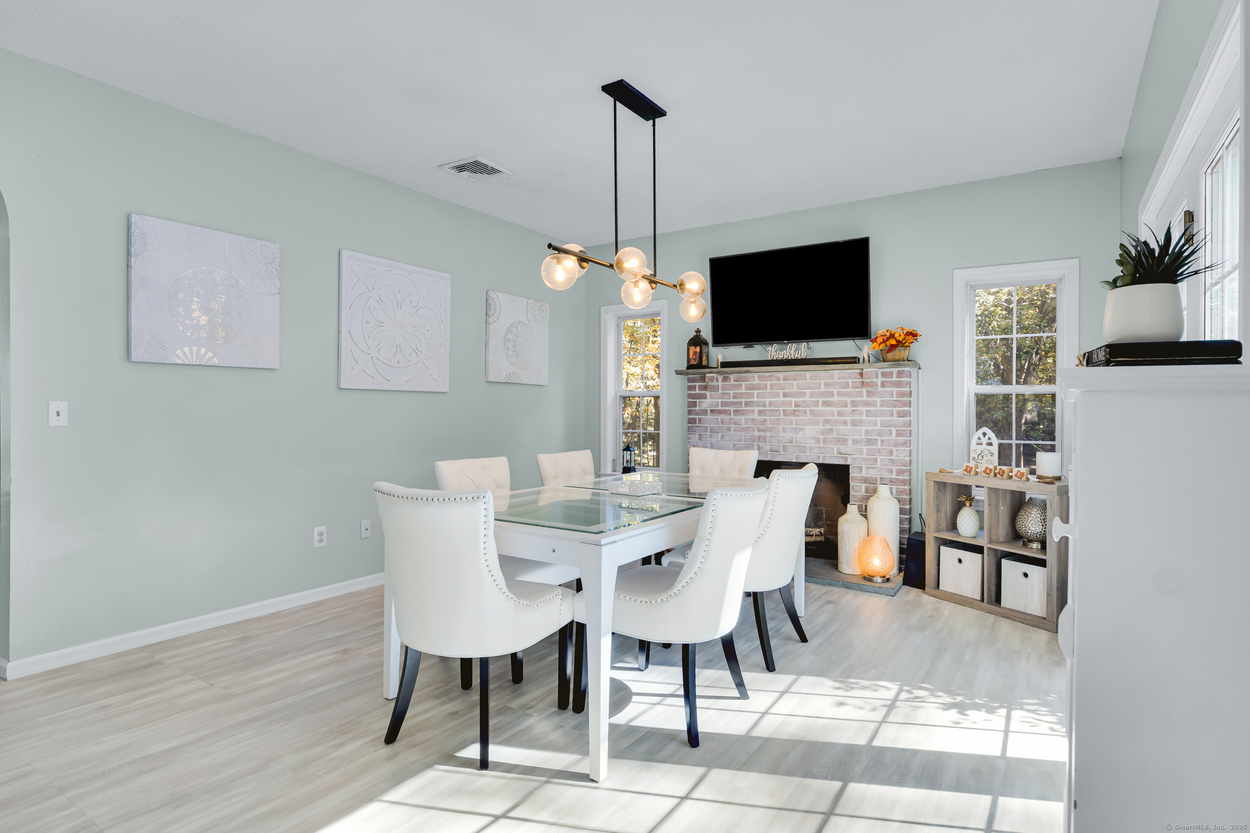 19 Thomas Drive Tolland CT 06084