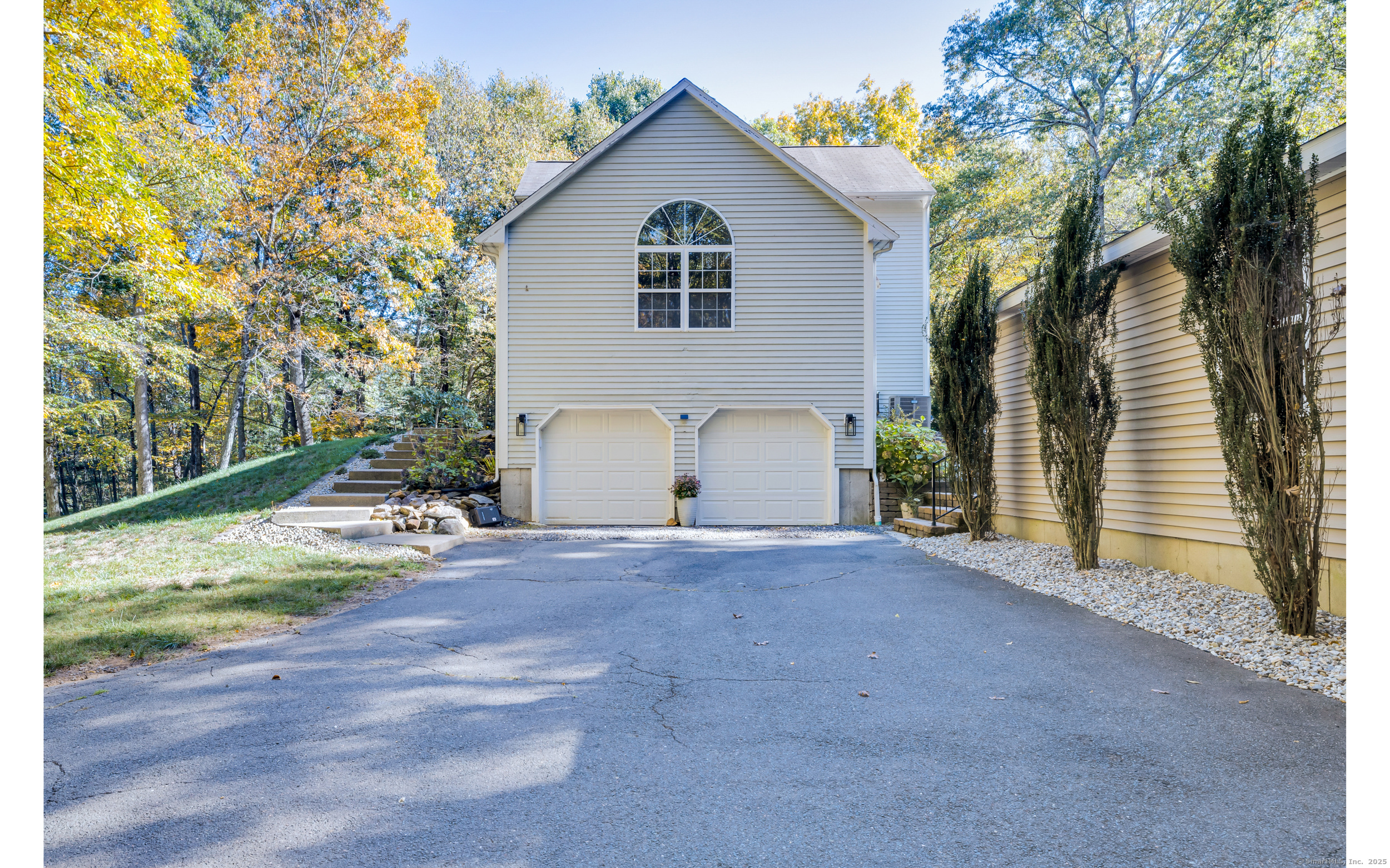 19 Thomas Drive Tolland CT 06084