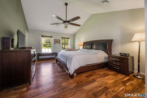 11 White Oak Lane Waterford CT 06375