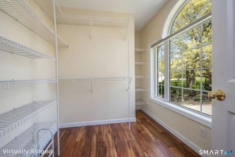11 White Oak Lane Waterford CT 06375
