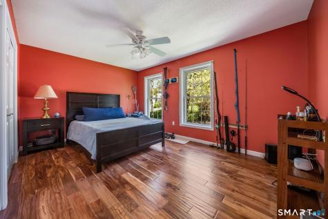 11 White Oak Lane Waterford CT 06375