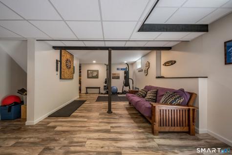 11 White Oak Lane Waterford CT 06375