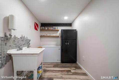 11 White Oak Lane Waterford CT 06375