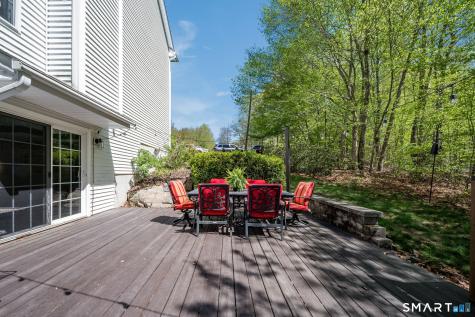 11 White Oak Lane Waterford CT 06375