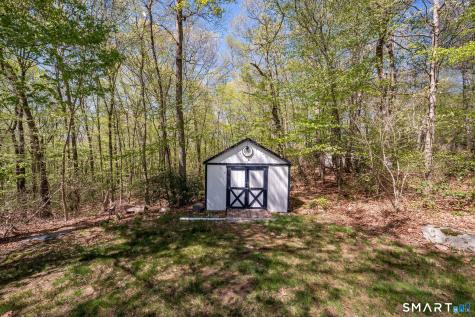 11 White Oak Lane Waterford CT 06375