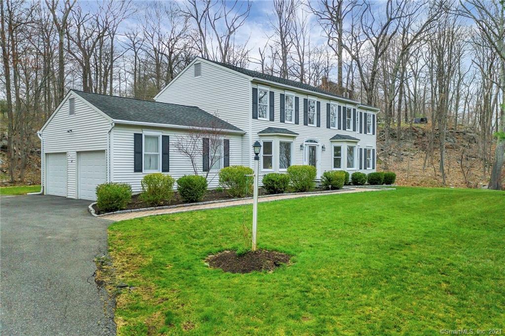 40 Carriage House Drive Danbury CT 06810