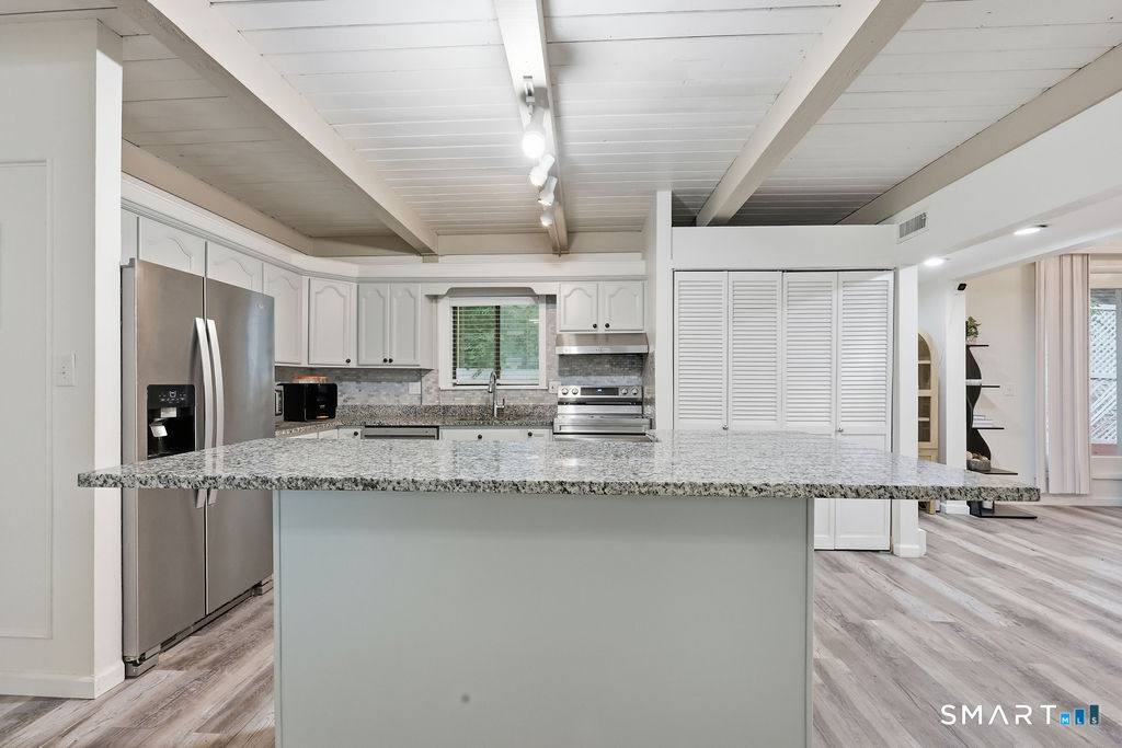 85 South Road Farmington CT 06032