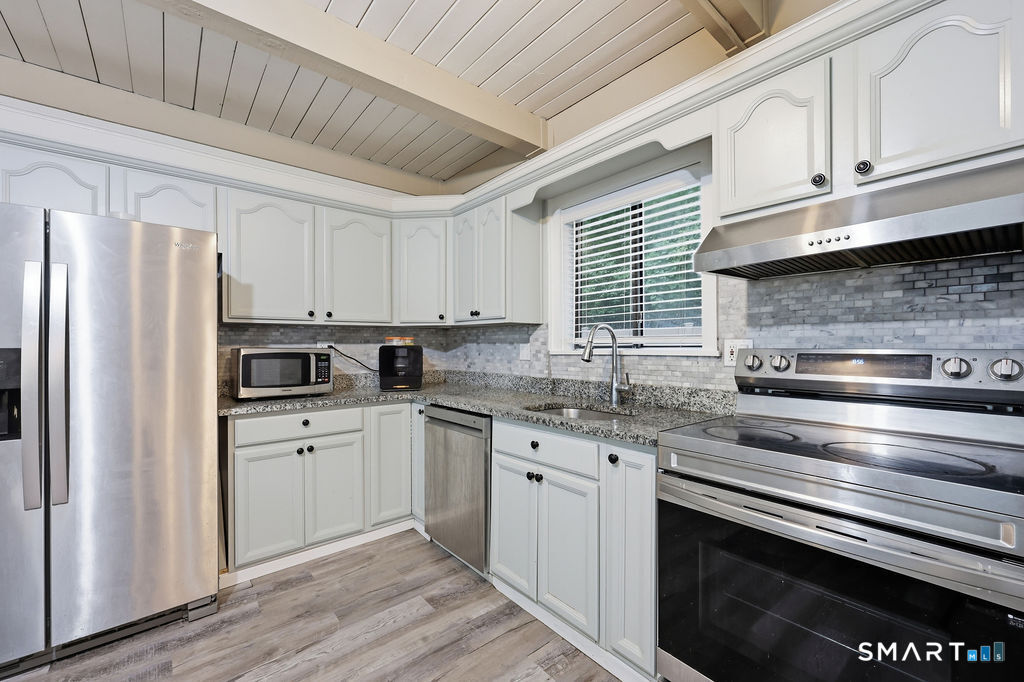 85 South Road Farmington CT 06032