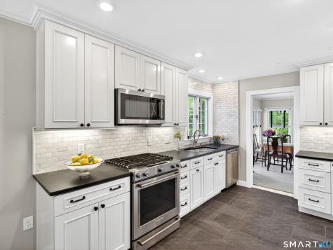 28 Orchard Street Stonington CT 06378