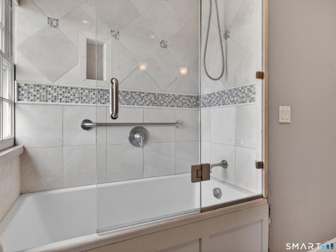 28 Orchard Street Stonington CT 06378