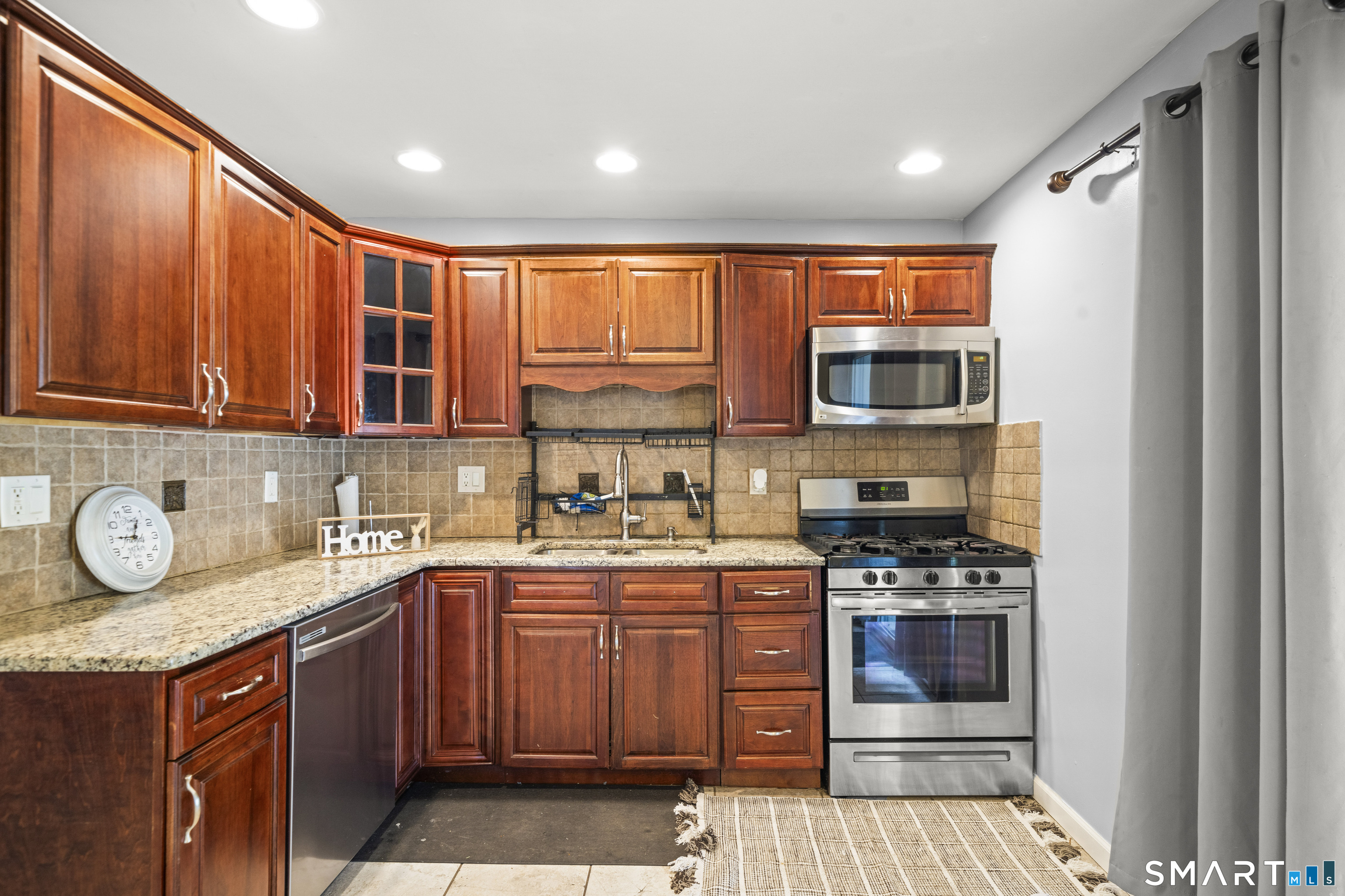 34 Selldan Street West Hartford CT 06110