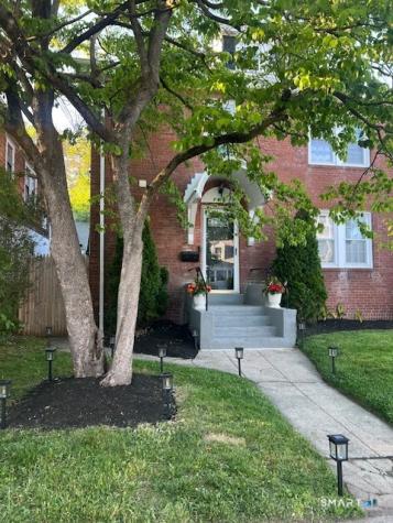 34 Selldan Street West Hartford CT 06110