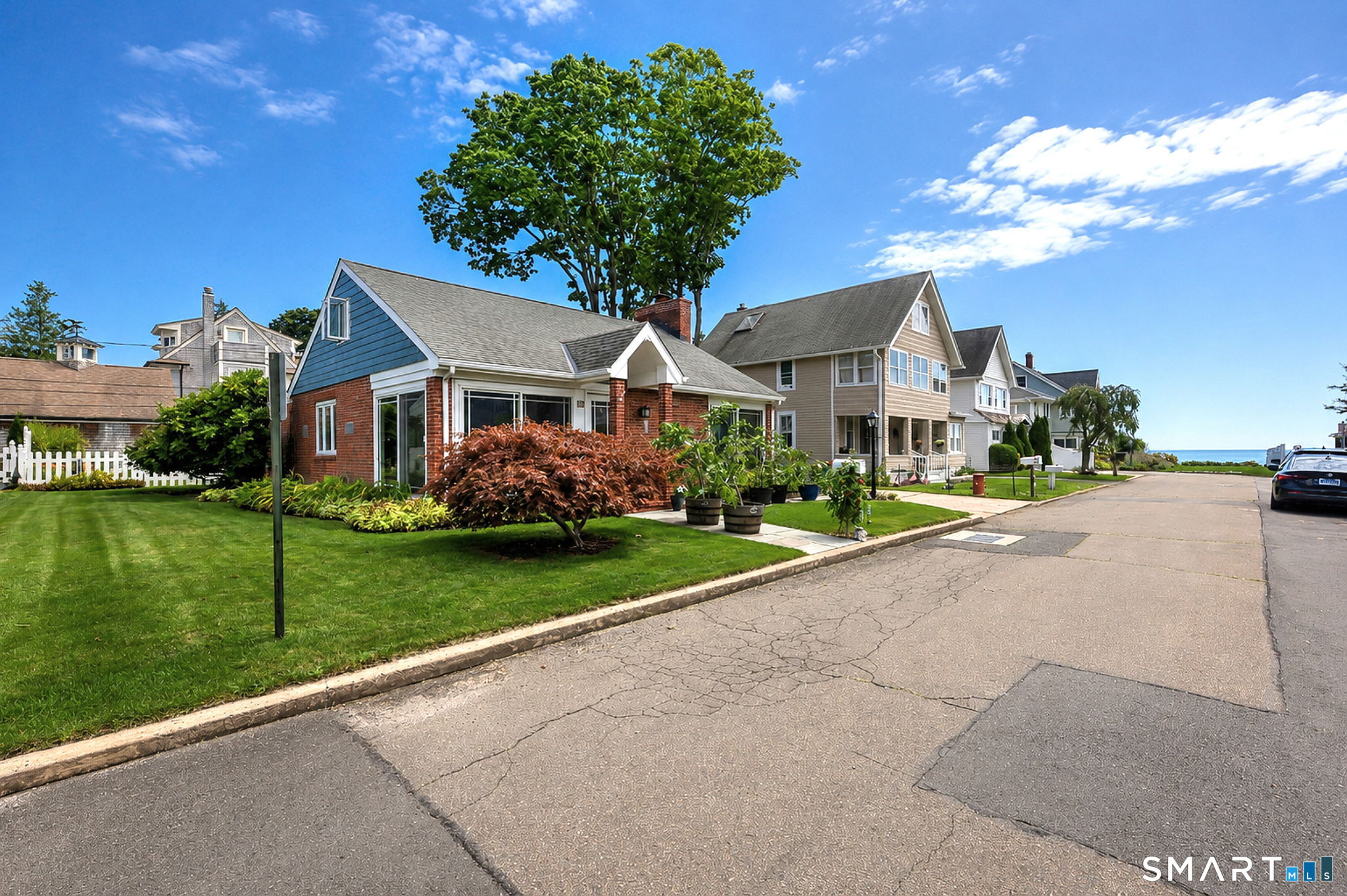 13 Crescent Bluff Avenue Branford CT 06405