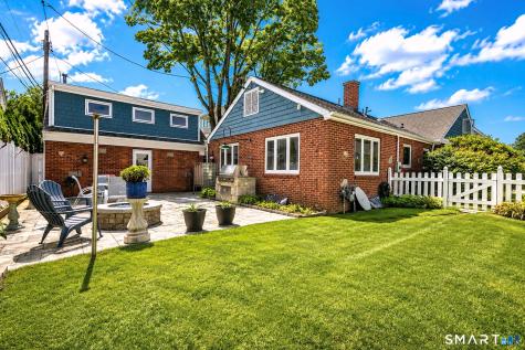 13 Crescent Bluff Avenue Branford CT 06405