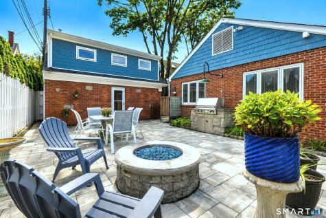 13 Crescent Bluff Avenue Branford CT 06405