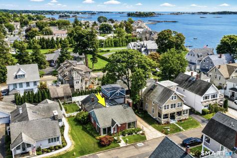 13 Crescent Bluff Avenue Branford CT 06405