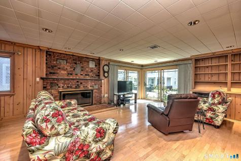 13 Crescent Bluff Avenue Branford CT 06405
