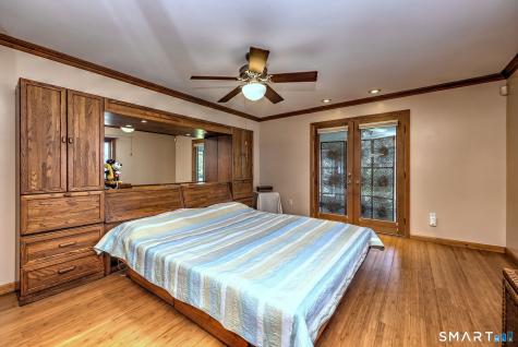 13 Crescent Bluff Avenue Branford CT 06405