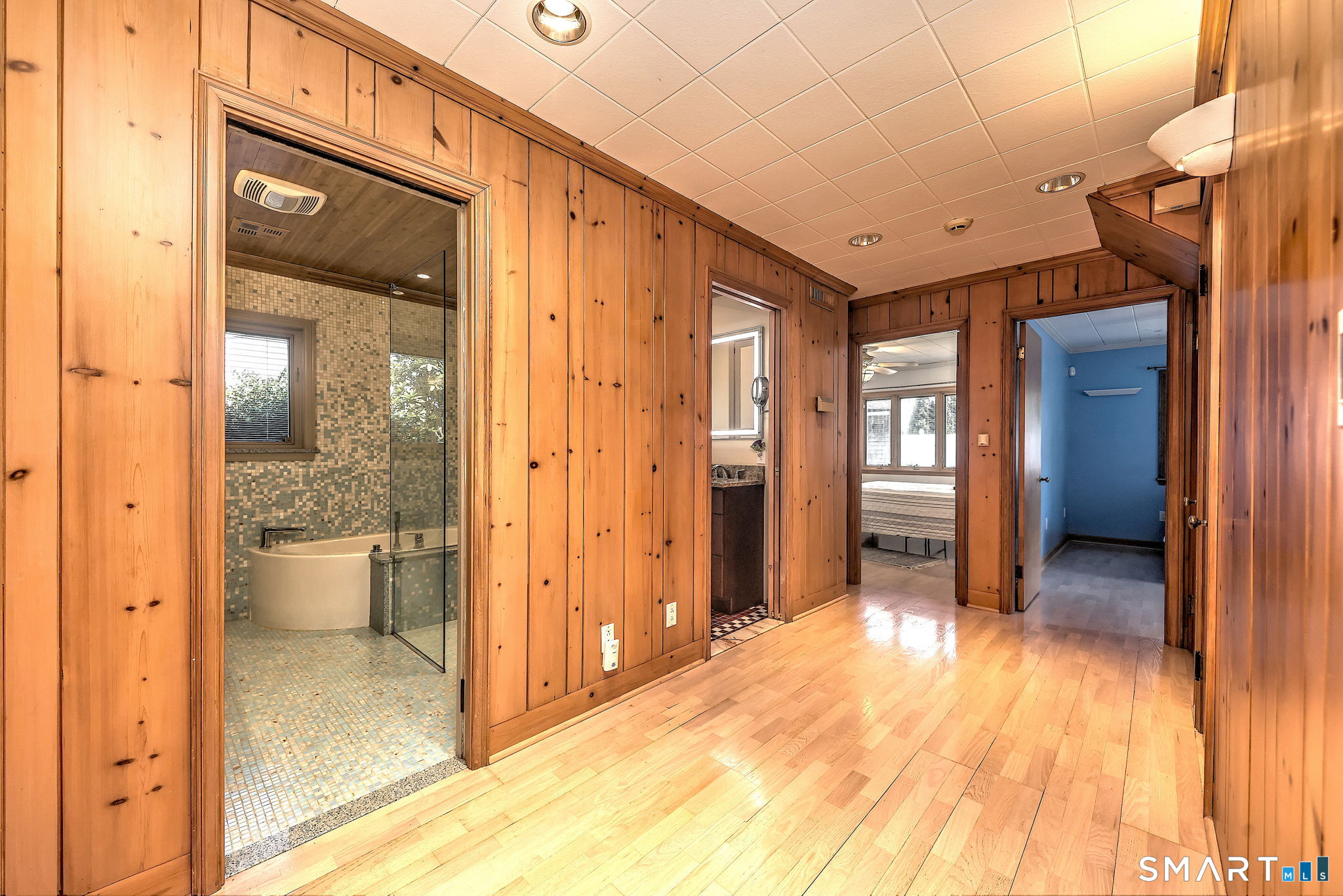 13 Crescent Bluff Avenue Branford CT 06405