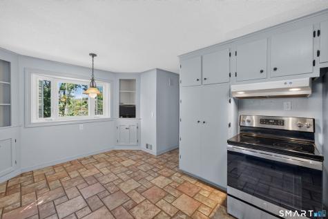 95 Pilgrim Road Bristol CT 06010