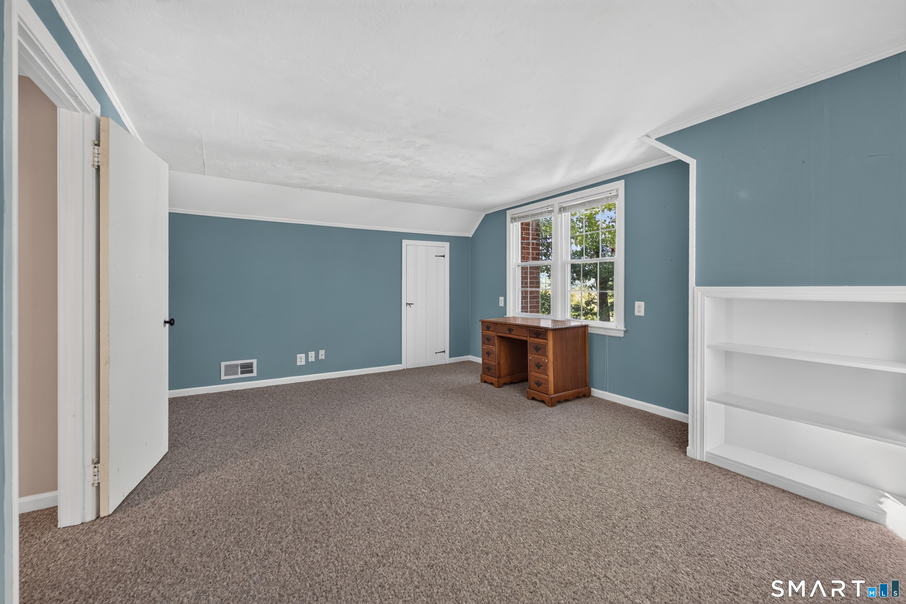 95 Pilgrim Road Bristol CT 06010