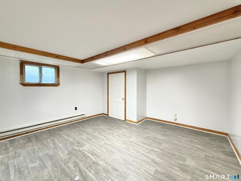 112 Ochsner Place Bridgeport CT 06606