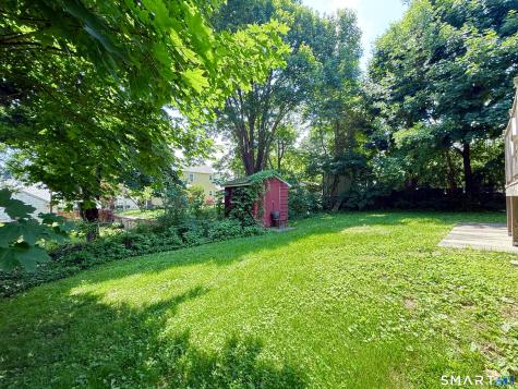 112 Ochsner Place Bridgeport CT 06606