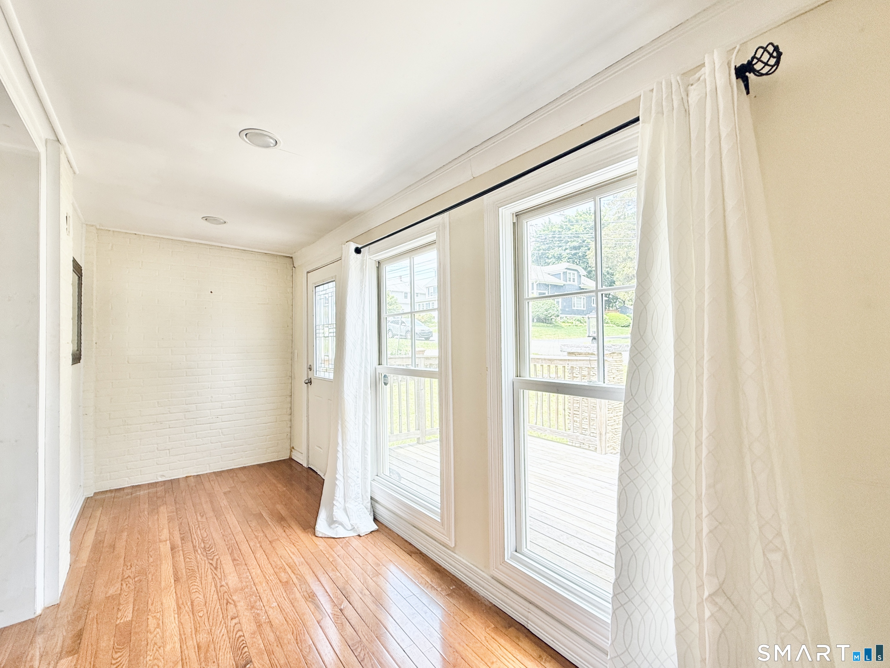 112 Ochsner Place Bridgeport CT 06606