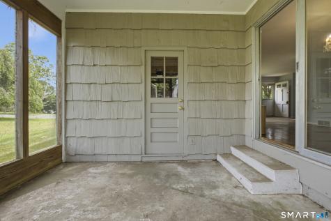 16 Floral Lane Trumbull CT 06611