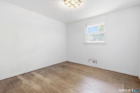 16 Floral Lane Trumbull CT 06611