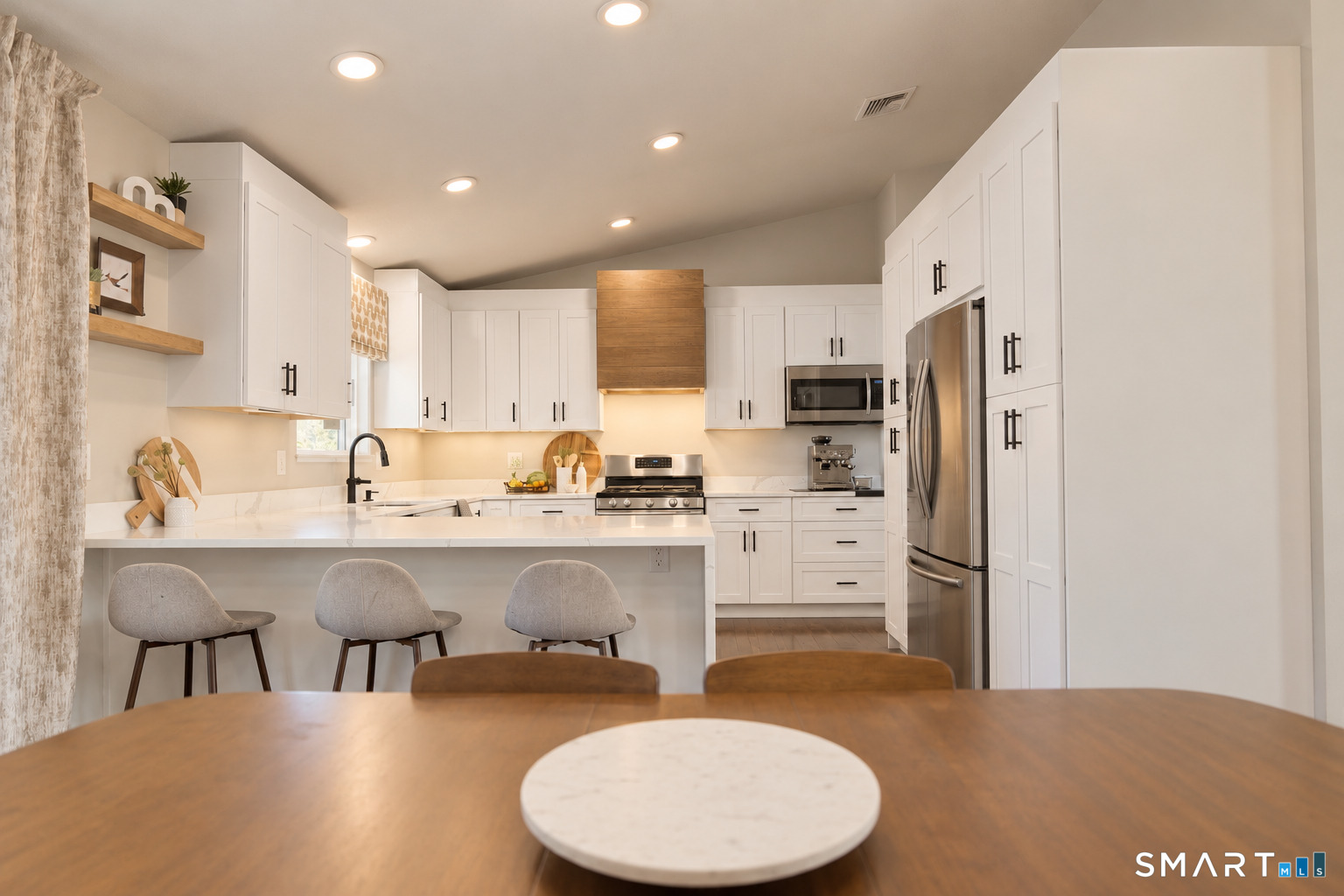 9 Lawrence Street Woodbridge CT 06525