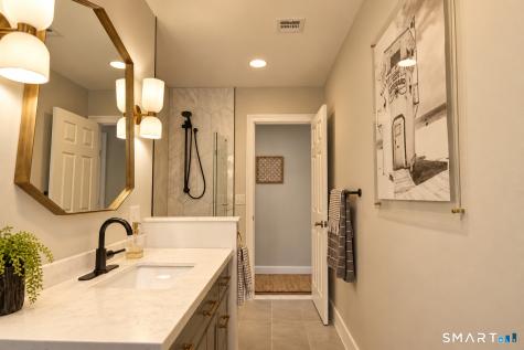9 Lawrence Street Woodbridge CT 06525