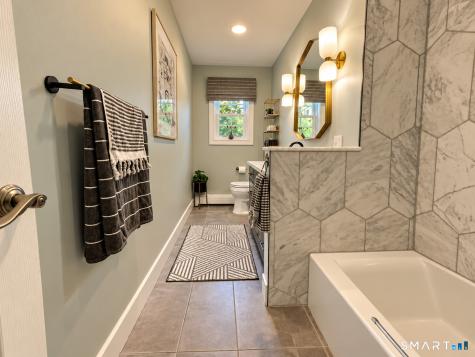 9 Lawrence Street Woodbridge CT 06525