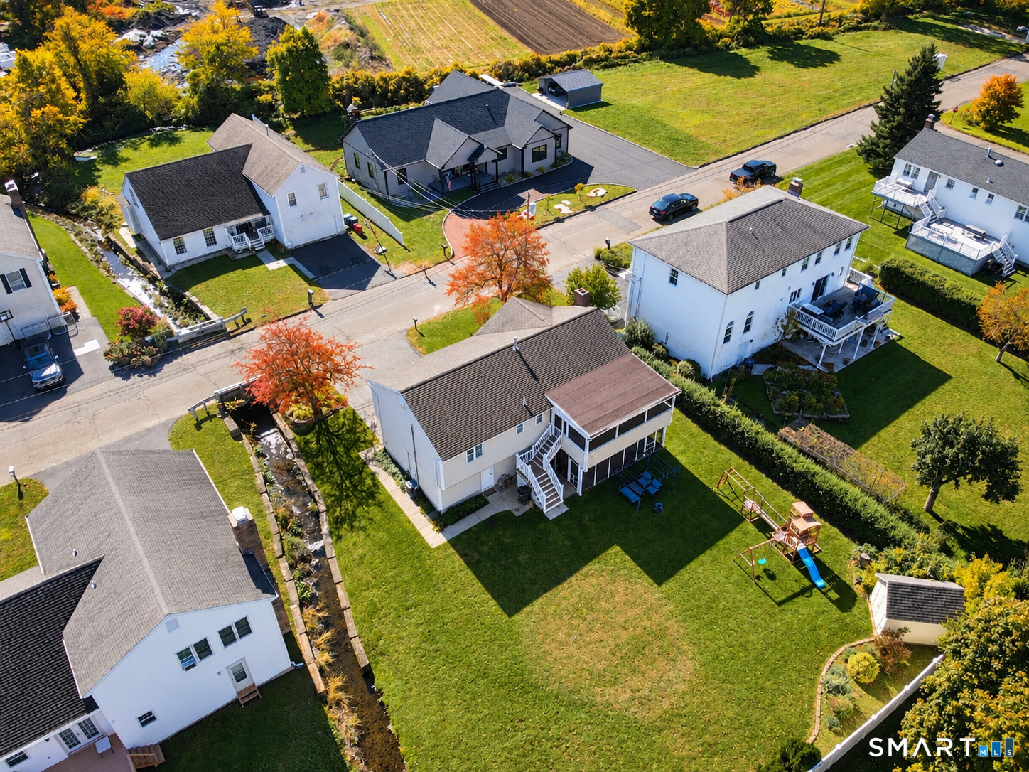 9 Lawrence Street Woodbridge CT 06525